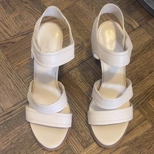 Nine West nude leather block heel sandals Sz 7